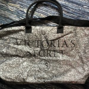 Victoria secret duffel bag
